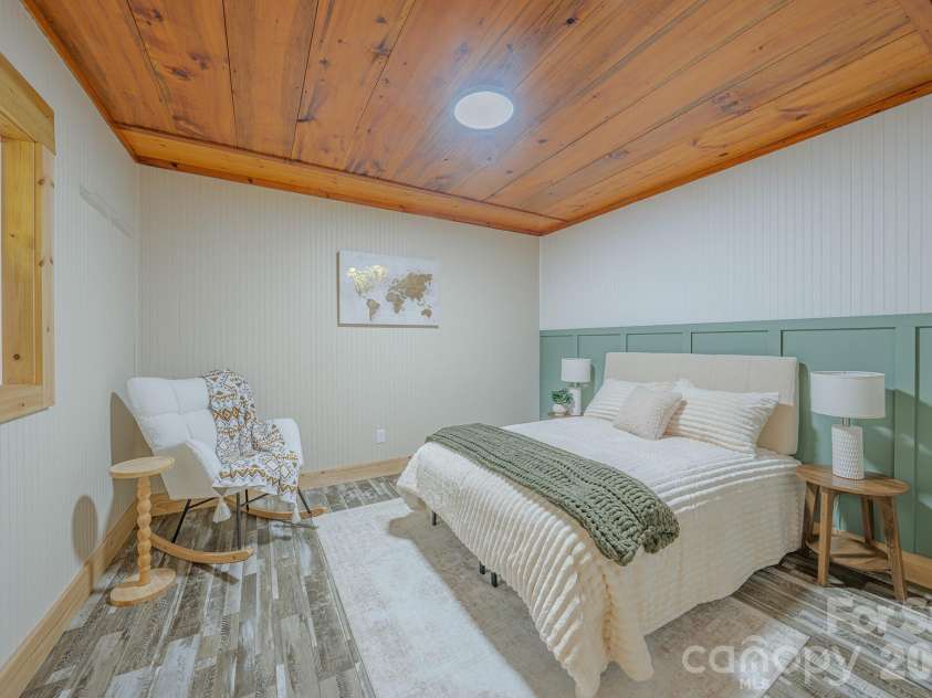 633 Kingdom Place, Zirconia, NC 28790.  MLS# CAR4425682, YatesRealty ID 51652. 