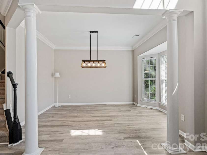7702 Antique Circle, Waxhaw, NC 28173.  MLS# CAR4425605, YatesRealty ID 51653. 