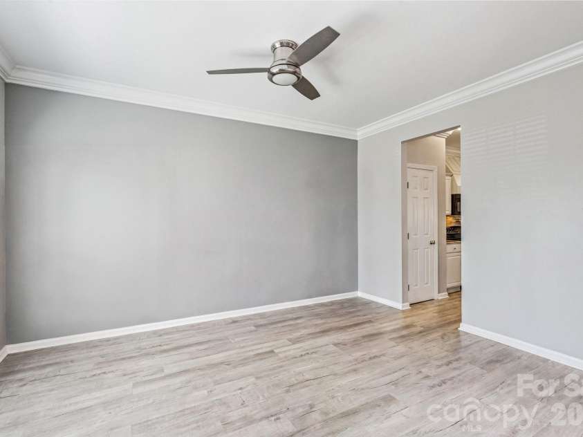 7702 Antique Circle, Waxhaw, NC 28173.  MLS# CAR4425605, YatesRealty ID 51653. 