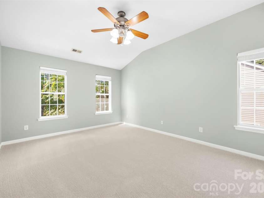 8709 Ellington Park Drive, Charlotte, NC 28277.  MLS# CAR4425738, YatesRealty ID 51656. Primary Bedroom