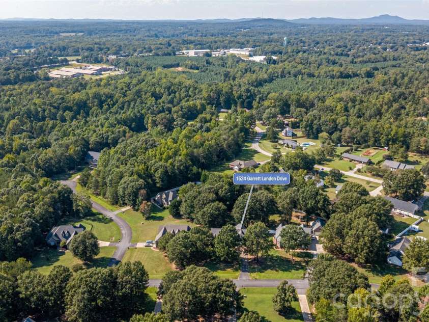 1524 Garrett Landen Drive, Clover, SC 29710.  MLS# CAR4418326, YatesRealty ID 51658. 