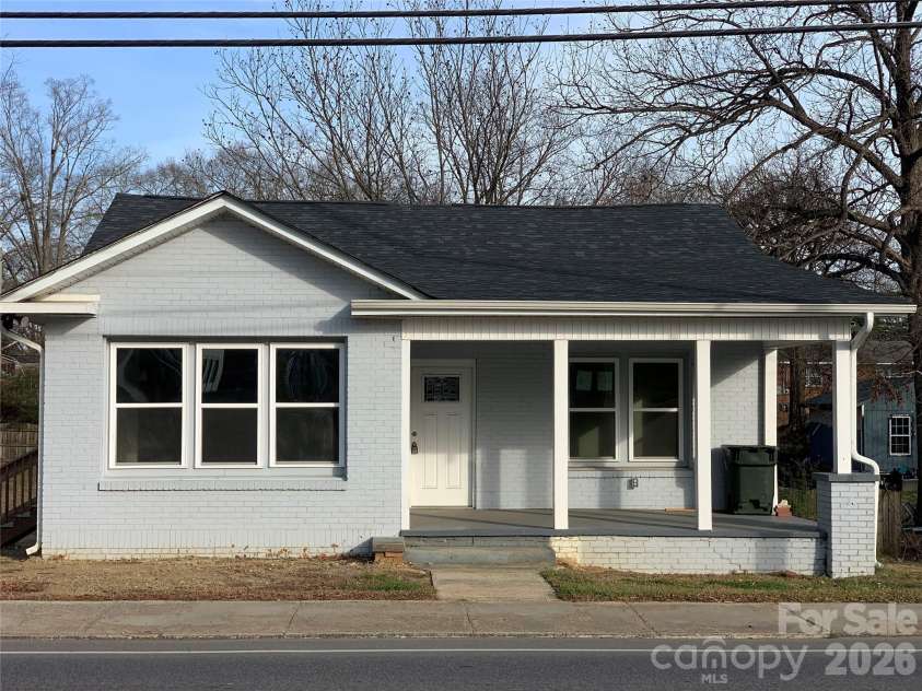 1020 Concord Avenue, Monroe, NC 28110.  MLS# CAR4359871, YatesRealty ID 5166. 