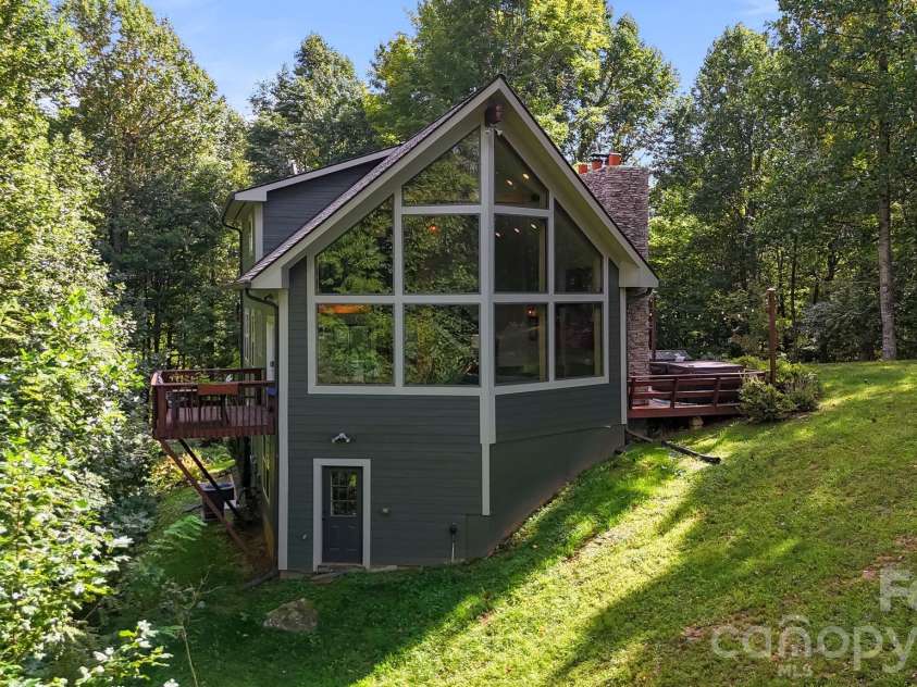 558 Perri Creek Way, Warrensville, NC 28693.  MLS# CAR4426128, YatesRealty ID 51660. 