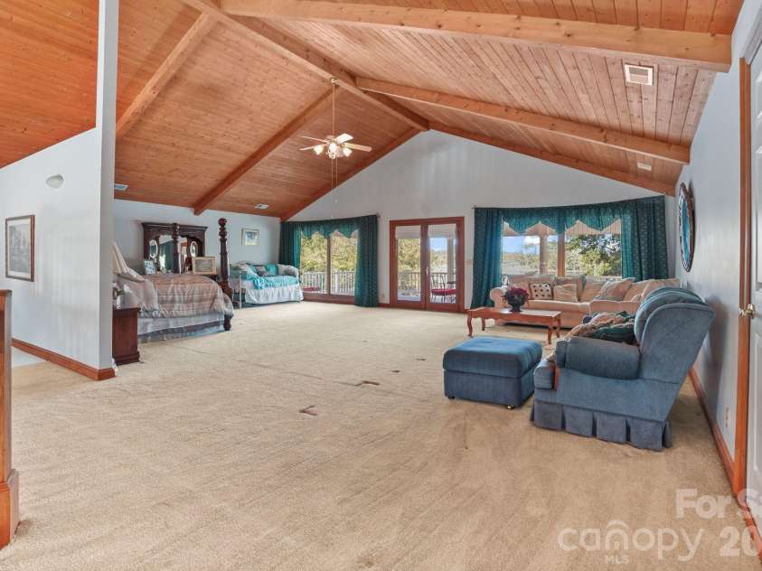 2159 Mingus Lane, York, SC 29745.  MLS# CAR4426084, YatesRealty ID 51661. Loft