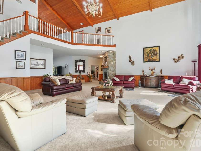 2159 Mingus Lane, York, SC 29745.  MLS# CAR4426084, YatesRealty ID 51661. Main Living