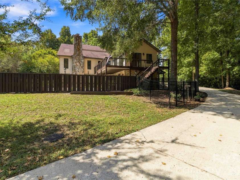 445 Pendergrass Road, York, SC 29745.  MLS# CAR4419989, YatesRealty ID 51662. 