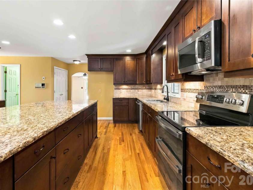 445 Pendergrass Road, York, SC 29745.  MLS# CAR4419989, YatesRealty ID 51662. 
