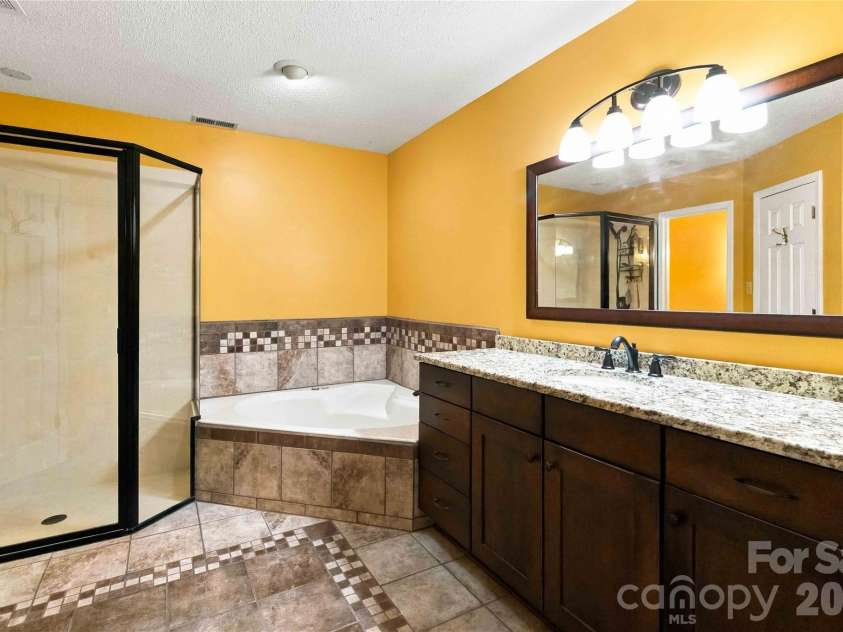 445 Pendergrass Road, York, SC 29745.  MLS# CAR4419989, YatesRealty ID 51662. 