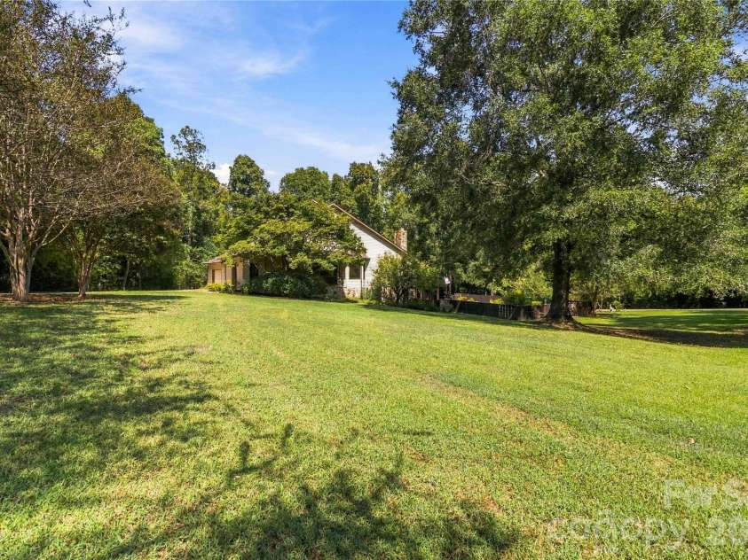 445 Pendergrass Road, York, SC 29745.  MLS# CAR4419989, YatesRealty ID 51662. 