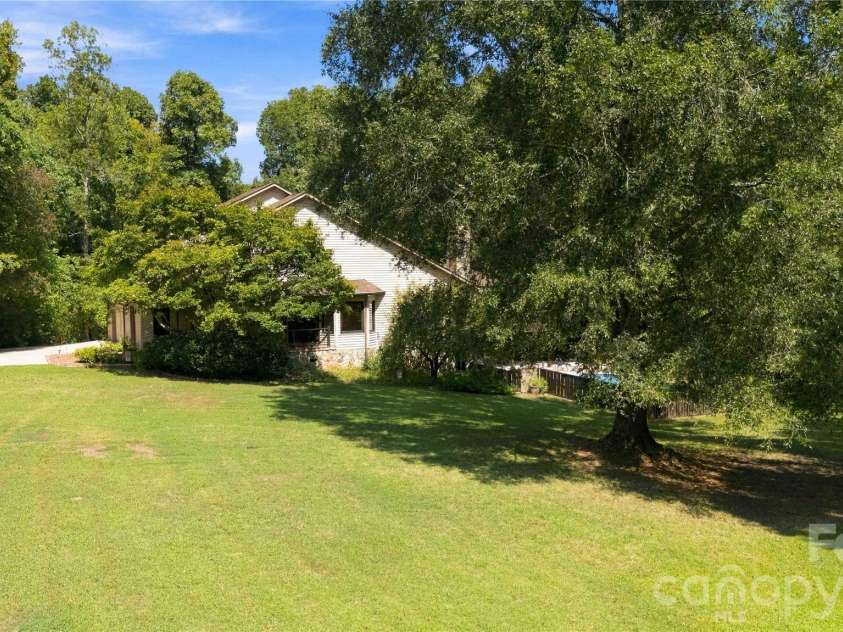 445 Pendergrass Road, York, SC 29745.  MLS# CAR4419989, YatesRealty ID 51662. 