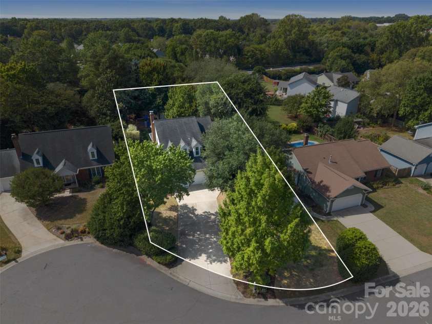 6818 Millingden Court, Charlotte, NC 28277.  MLS# CAR4426107, YatesRealty ID 51663. 
