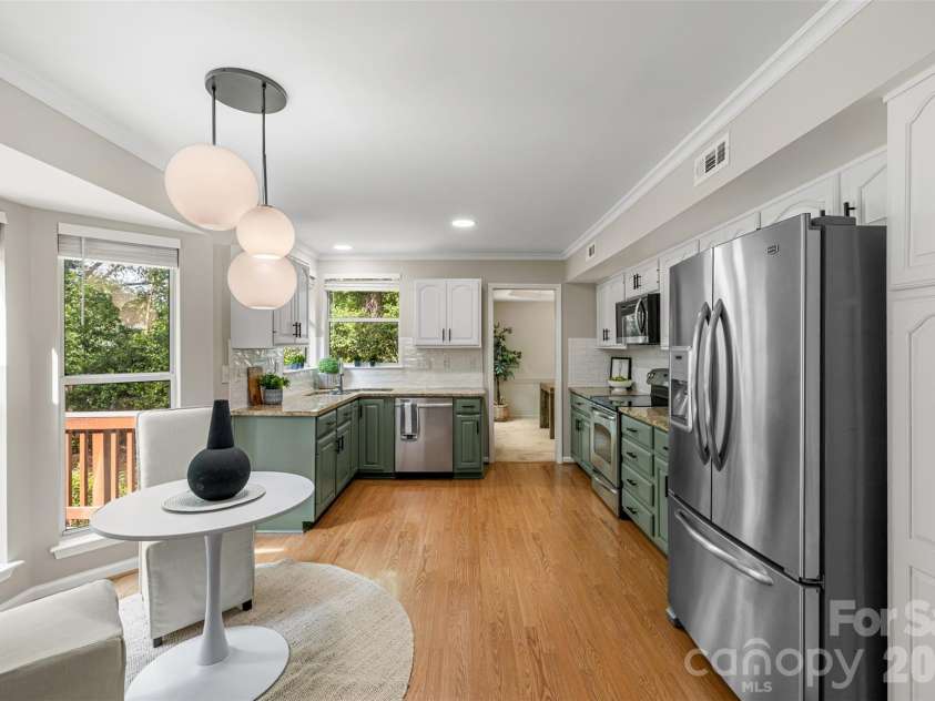 6818 Millingden Court, Charlotte, NC 28277.  MLS# CAR4426107, YatesRealty ID 51663. Breakfast Room