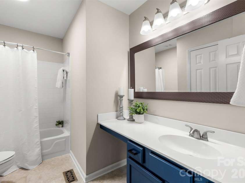 6818 Millingden Court, Charlotte, NC 28277.  MLS# CAR4426107, YatesRealty ID 51663. Hall Bath Upstairs