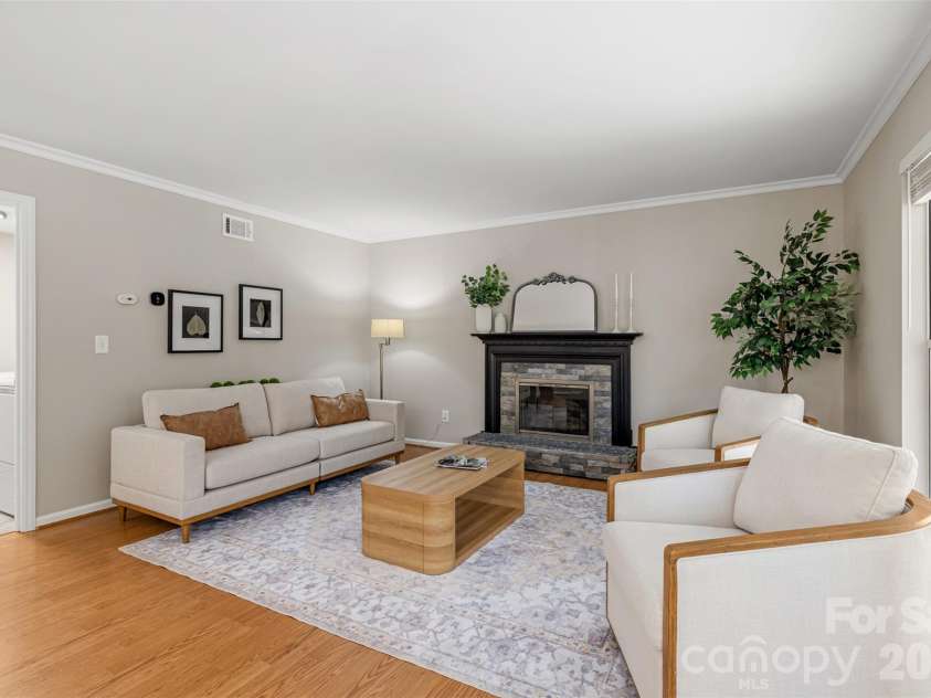 6818 Millingden Court, Charlotte, NC 28277.  MLS# CAR4426107, YatesRealty ID 51663. Second Living Room