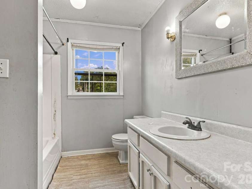 2116 Deepwood Court, Gastonia, NC 28054.  MLS# CAR4416884, YatesRealty ID 51664. 