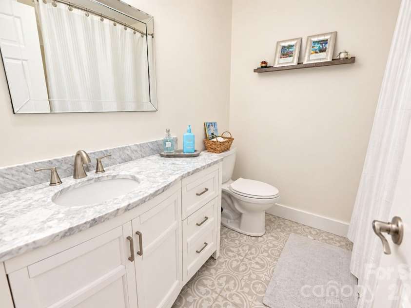 3789 Rock Bridge Drive, Conover, NC 28613.  MLS# CAR4426127, YatesRealty ID 51667. Guest Bathroom- Upper Level