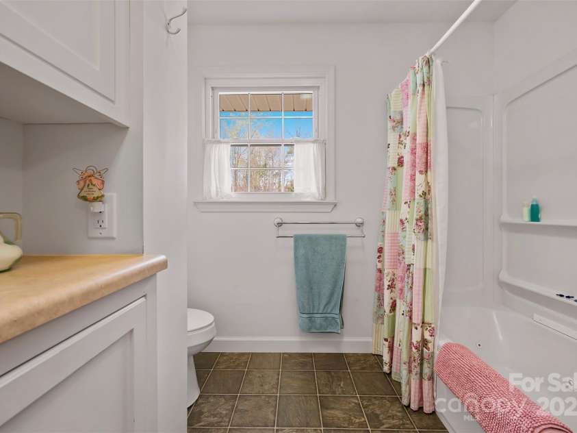 492 Oakland Road, Spindale, NC 28160.  MLS# CAR4227181, YatesRealty ID 5167. 