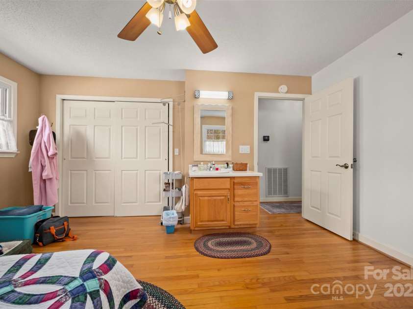 492 Oakland Road, Spindale, NC 28160.  MLS# CAR4227181, YatesRealty ID 5167. 