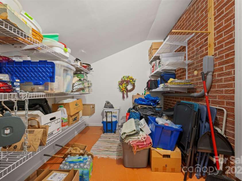 492 Oakland Road, Spindale, NC 28160.  MLS# CAR4227181, YatesRealty ID 5167. 