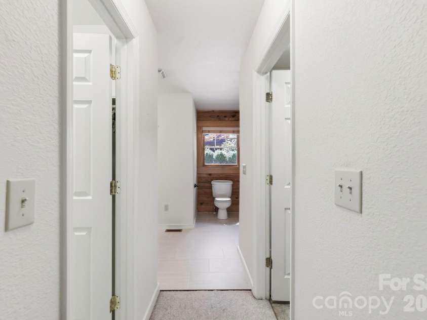 134 Raleigh Drive, Lake Lure, NC 28746.  MLS# CAR4423634, YatesRealty ID 51670. 