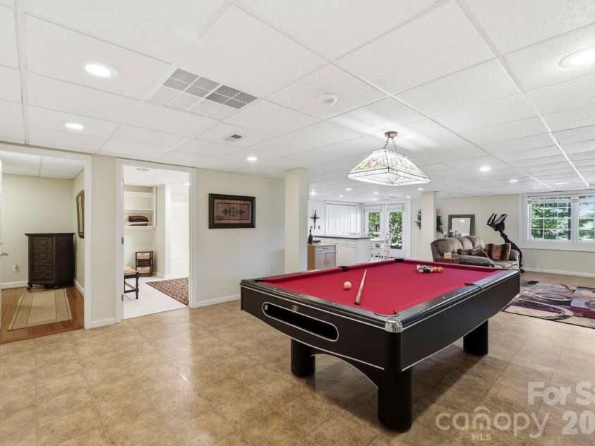 134 Raleigh Drive, Lake Lure, NC 28746.  MLS# CAR4423634, YatesRealty ID 51670. 