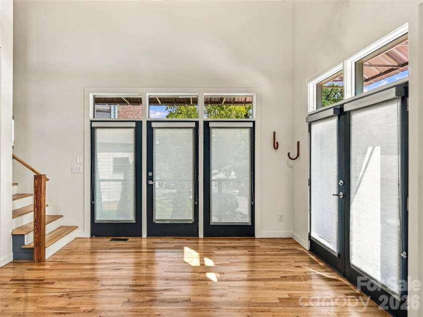 26 Blalock Avenue, Asheville, NC 28803.  MLS# CAR4425390, YatesRealty ID 51672. 