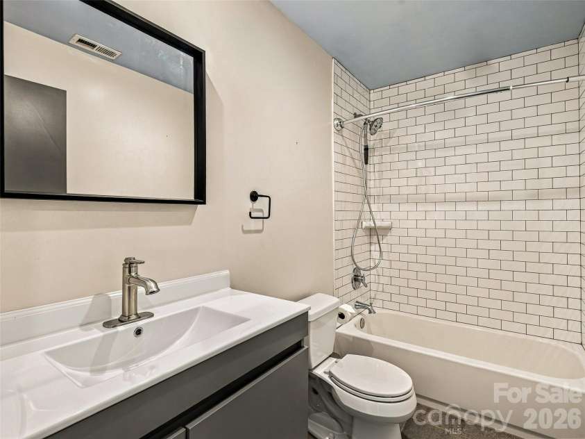 26 Blalock Avenue, Asheville, NC 28803.  MLS# CAR4425390, YatesRealty ID 51672. 
