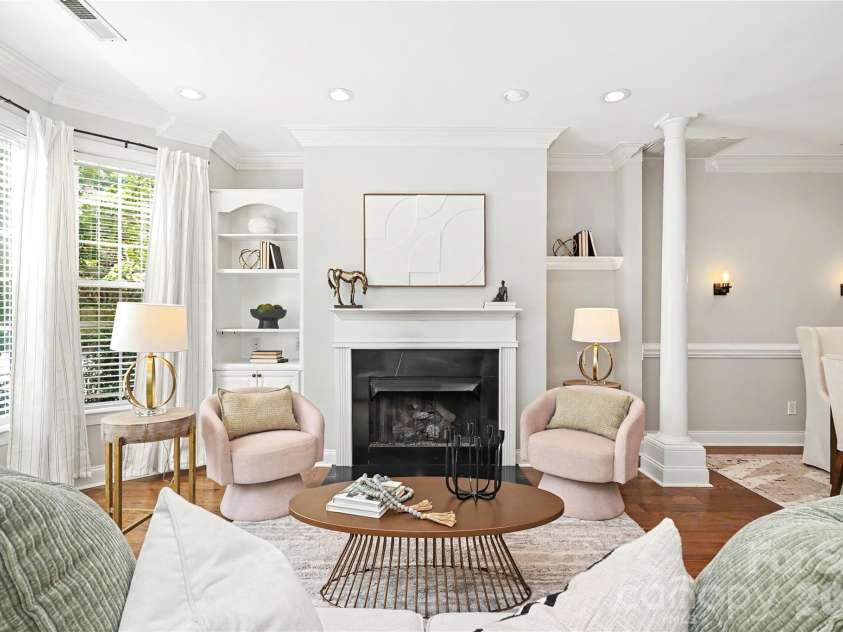 9150 Bonnie Briar Circle, Charlotte, NC 28277.  MLS# CAR4424518, YatesRealty ID 51674. 