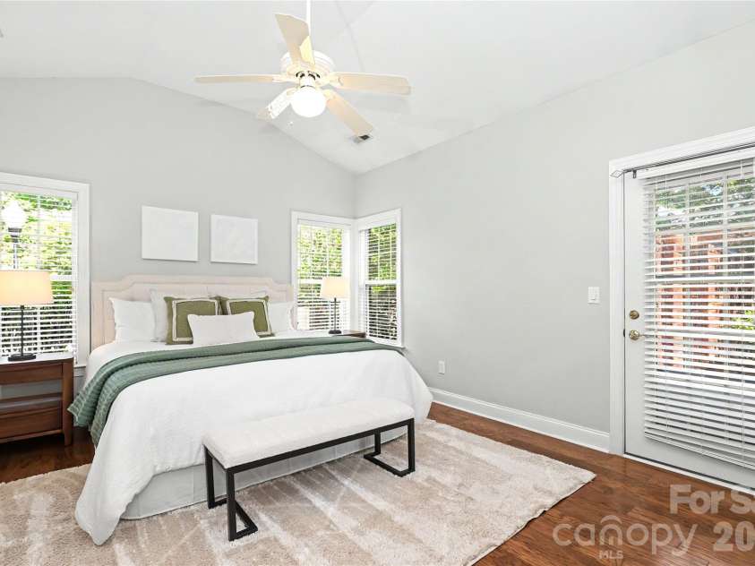 9150 Bonnie Briar Circle, Charlotte, NC 28277.  MLS# CAR4424518, YatesRealty ID 51674. 
