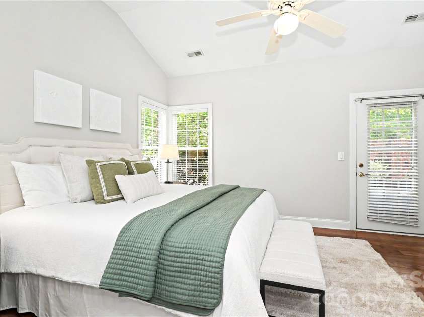 9150 Bonnie Briar Circle, Charlotte, NC 28277.  MLS# CAR4424518, YatesRealty ID 51674. 