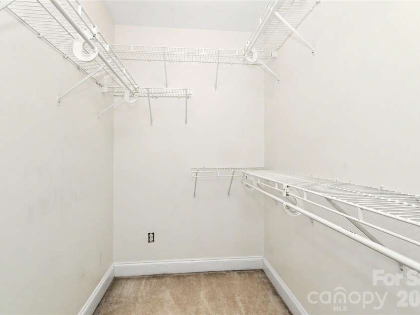 9150 Bonnie Briar Circle, Charlotte, NC 28277.  MLS# CAR4424518, YatesRealty ID 51674. 
