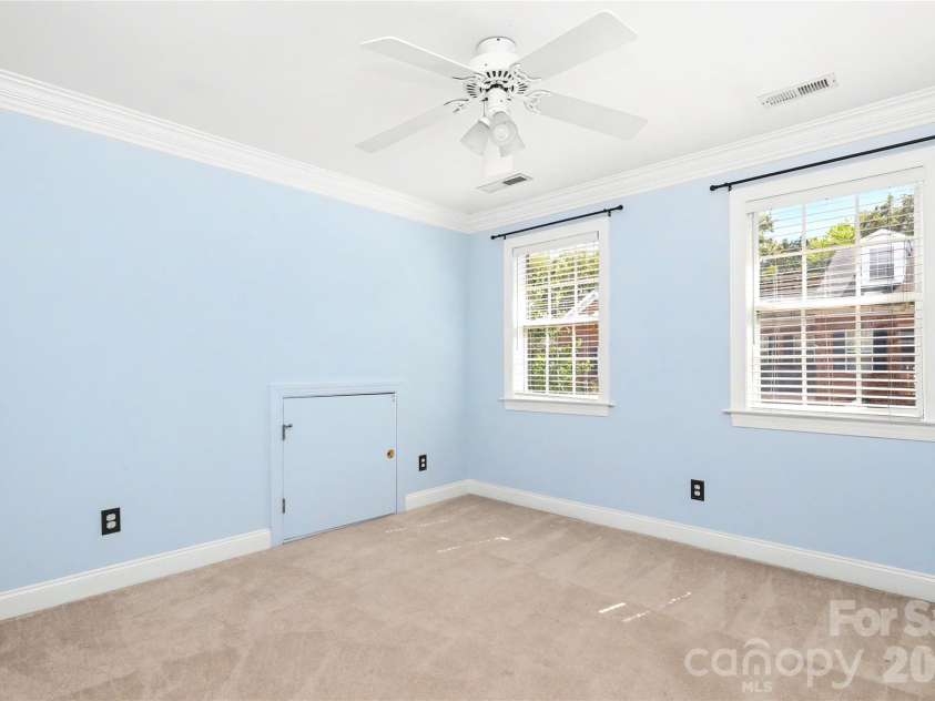 9150 Bonnie Briar Circle, Charlotte, NC 28277.  MLS# CAR4424518, YatesRealty ID 51674. 