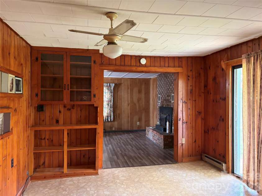 72 Alexander Road, Weaverville, NC 28787.  MLS# CAR4359691, YatesRealty ID 5168. 