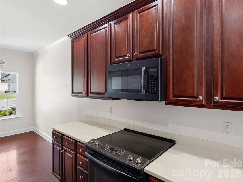 16 Stonebury Drive, Arden, NC 28704.  MLS# CAR4425932, YatesRealty ID 51681. Kitchen