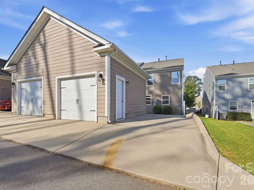 1117 Township Parkway, Belmont, NC 28012.  MLS# CAR4426169, YatesRealty ID 51682. 