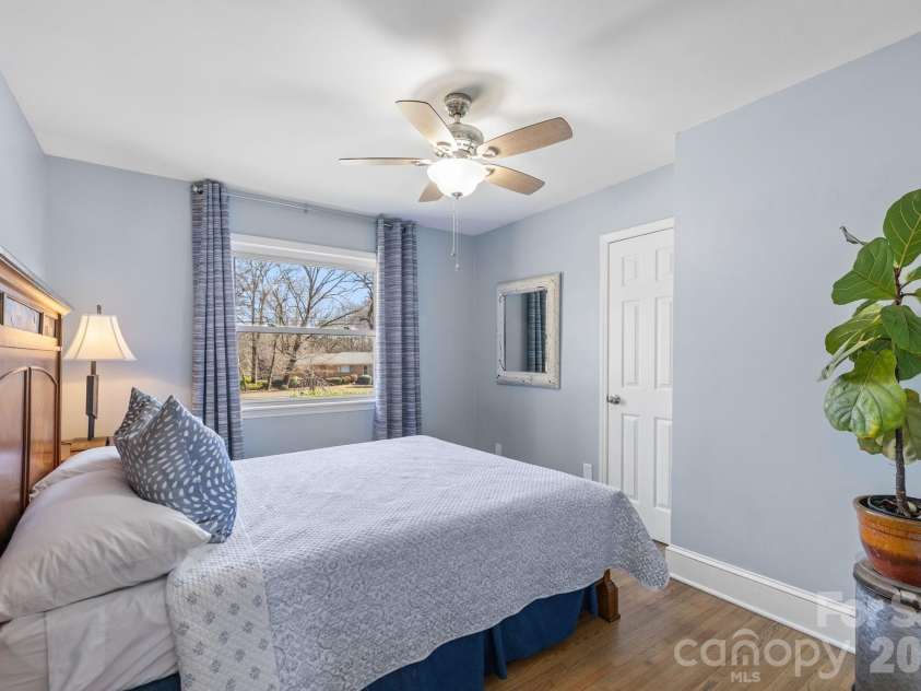 7701 Shady Lane, Charlotte, NC 28215.  MLS# CAR4416535, YatesRealty ID 51683. 
