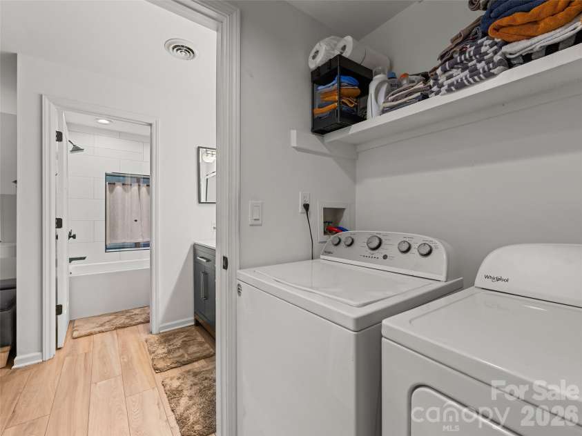 16 Cedarwood Drive, Asheville, NC 28803.  MLS# CAR4425440, YatesRealty ID 51688. 