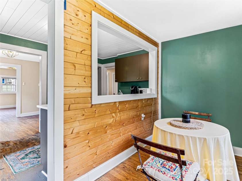 74 & 76 Park Drive, Waynesville, NC 28786.  MLS# CAR4201316, YatesRealty ID 5169. 