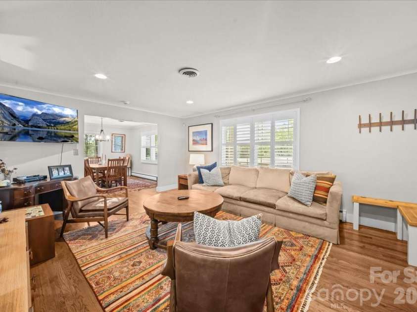 102 Hillside Lane, Morganton, NC 28655.  MLS# CAR4425080, YatesRealty ID 51691. 