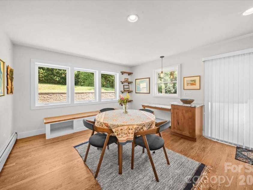 102 Hillside Lane, Morganton, NC 28655.  MLS# CAR4425080, YatesRealty ID 51691. 