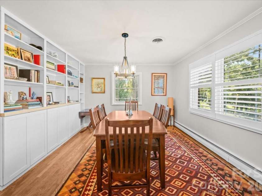 102 Hillside Lane, Morganton, NC 28655.  MLS# CAR4425080, YatesRealty ID 51691. 