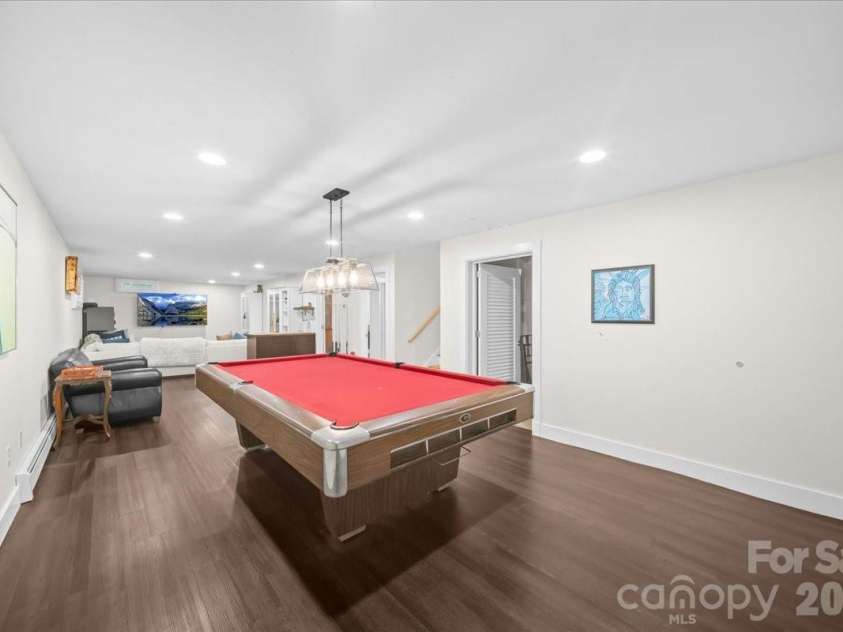 102 Hillside Lane, Morganton, NC 28655.  MLS# CAR4425080, YatesRealty ID 51691. 