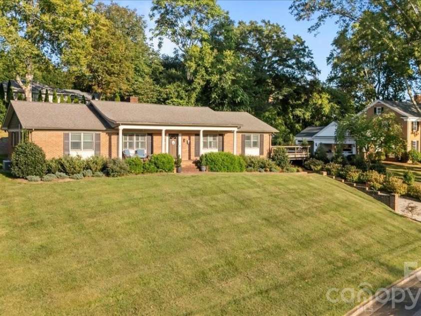 102 Hillside Lane, Morganton, NC 28655.  MLS# CAR4425080, YatesRealty ID 51691. 