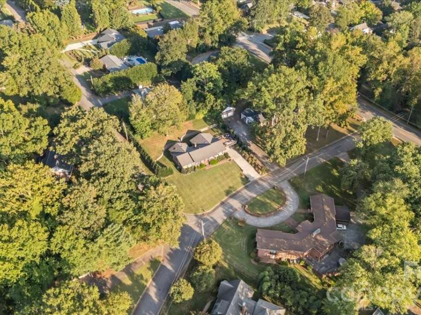 102 Hillside Lane, Morganton, NC 28655.  MLS# CAR4425080, YatesRealty ID 51691. 