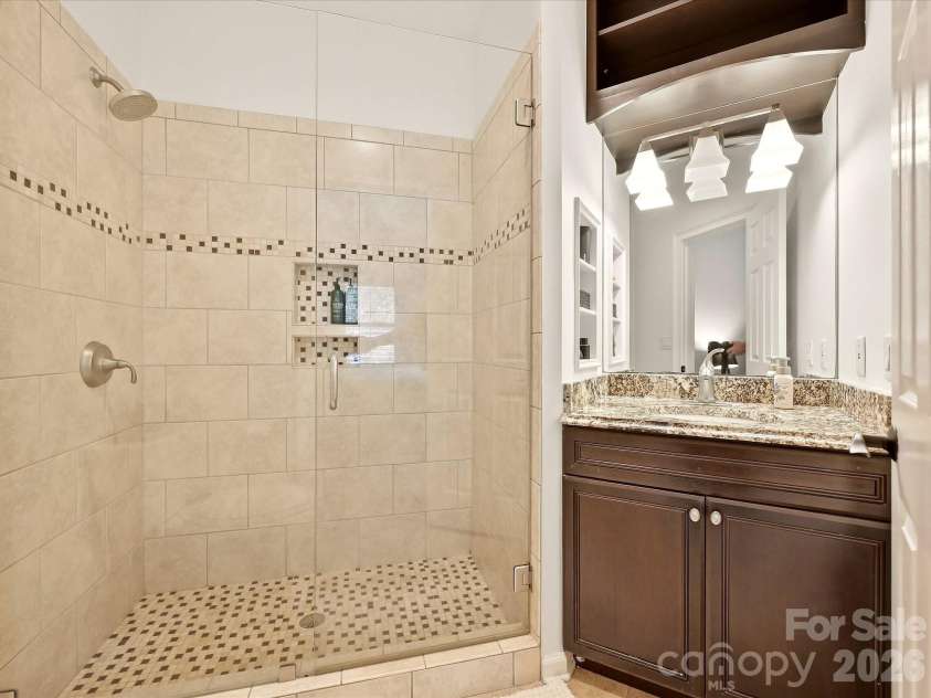 3600 Providence Manor Road, Charlotte, NC 28270.  MLS# CAR4424920, YatesRealty ID 51692. Full Bath