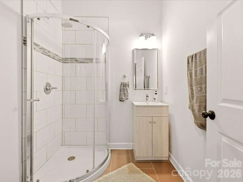 3600 Providence Manor Road, Charlotte, NC 28270.  MLS# CAR4424920, YatesRealty ID 51692. Full Bath