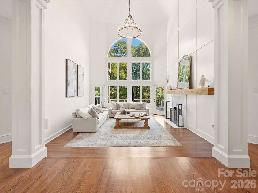 3600 Providence Manor Road, Charlotte, NC 28270.  MLS# CAR4424920, YatesRealty ID 51692. Great Rm