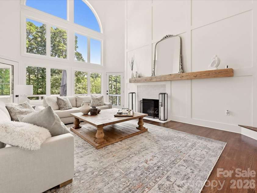 3600 Providence Manor Road, Charlotte, NC 28270.  MLS# CAR4424920, YatesRealty ID 51692. Great Rm