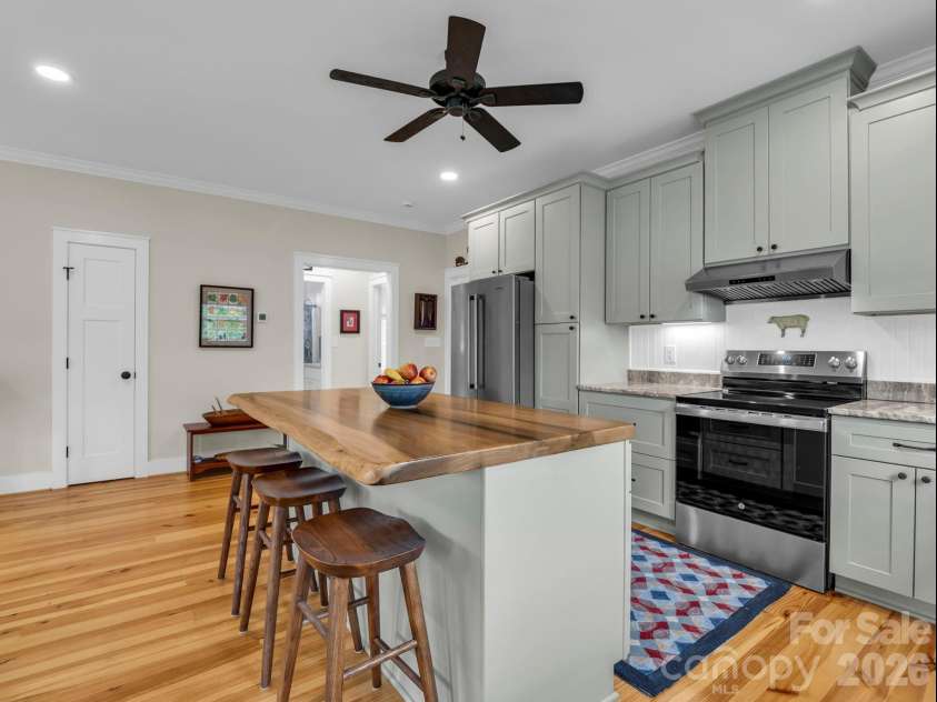 2255 Lake Adger Road, Mill Spring, NC 28756.  MLS# CAR4426062, YatesRealty ID 51693. All electric kitchen