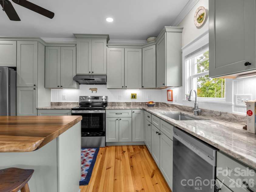 2255 Lake Adger Road, Mill Spring, NC 28756.  MLS# CAR4426062, YatesRealty ID 51693. Plenty of counter space